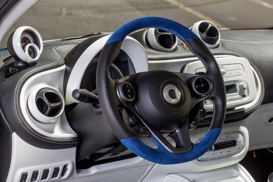 Панель приборов Smart ForTwo CK10 by Carlsson 2015 года  (фото 5 из 5)